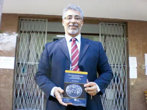 Iniciada campanha de doação de Atlas de Fungos para cursos de Farmácia