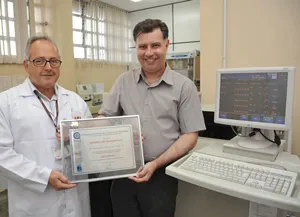 PNCQ confere certificação ao laboratório do Hospital do Trabalhador, no Paraná